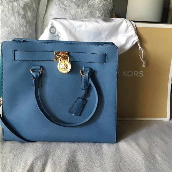 Mk bag for sale asking $350 Obo - Picture 1 of 3