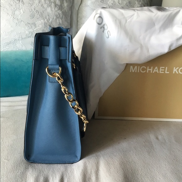 Mk bag for sale asking $350 Obo - Picture 2 of 3