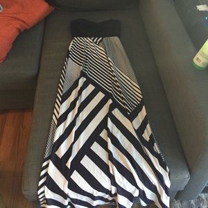 Strapless dress- blue and white