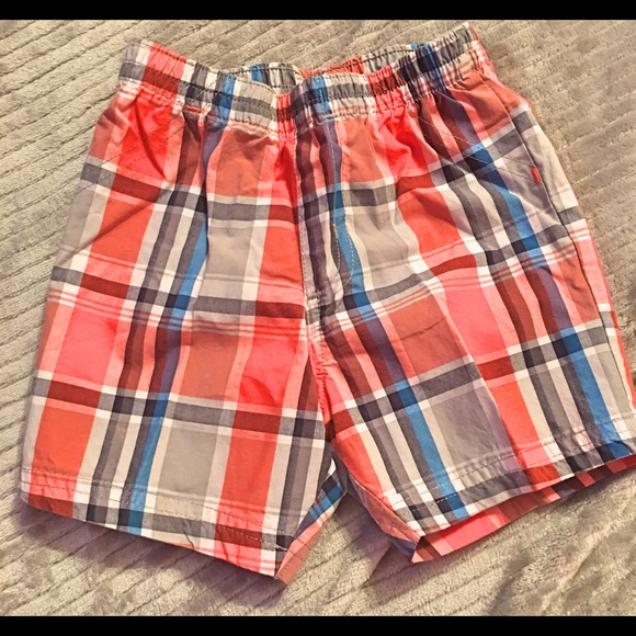Carter's 2 Piece Shorts Outfit - Picture 3 of 3