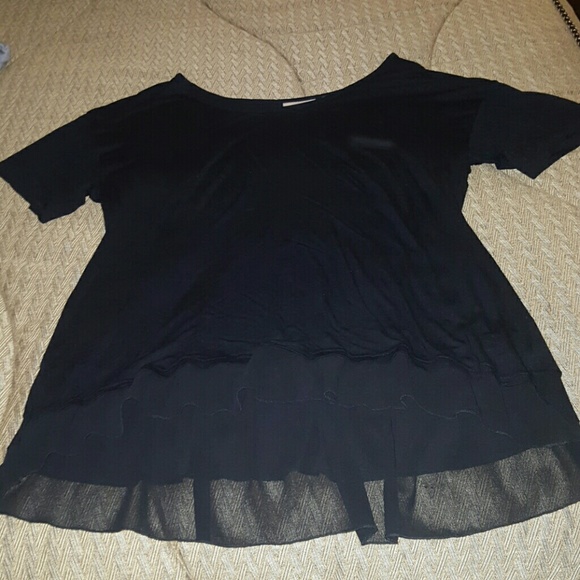 Avenue hi lo top with sheer ruffled bottom