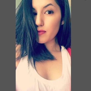 Meet your Posher, Alejandra