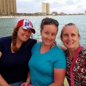 Meet your Posher, Debra