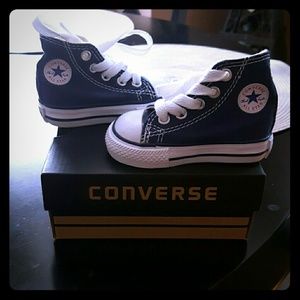 SOLD ----BNIB Converse Shoes (infant)