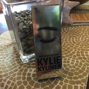 Birthday Edition KYLIE Kyliner