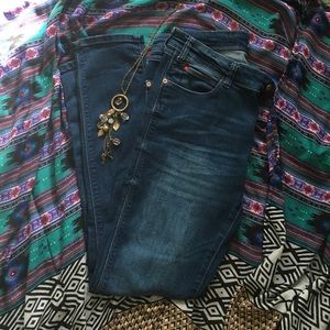 🔥 Fire Sale 🔥 Zara Mid Rise Skinny Jeans