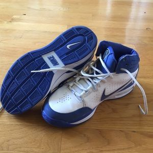 Women's Basketball Shoes