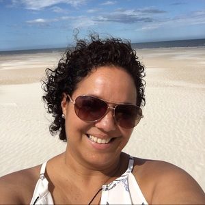 Meet your Posher, Lisy