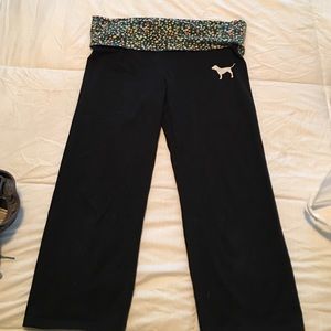 Pink Capri yoga leggings