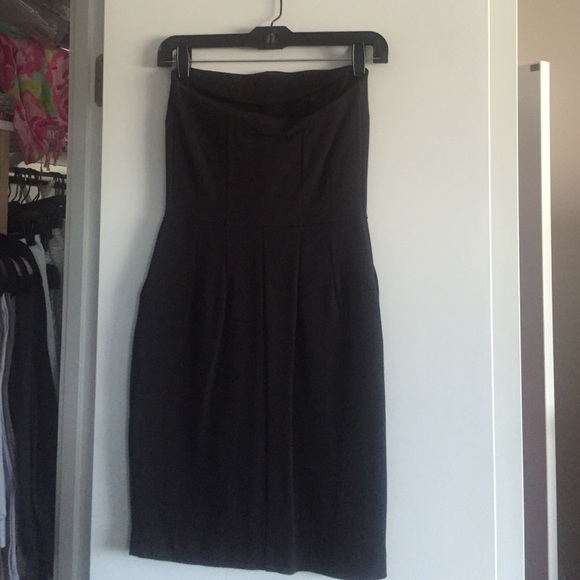 Express Dress - Picture 3 of 4