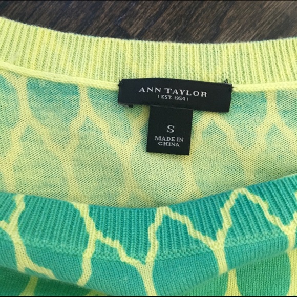 Ann Taylor Moroccan Print Green & Yellow Sweater - Picture 3 of 4