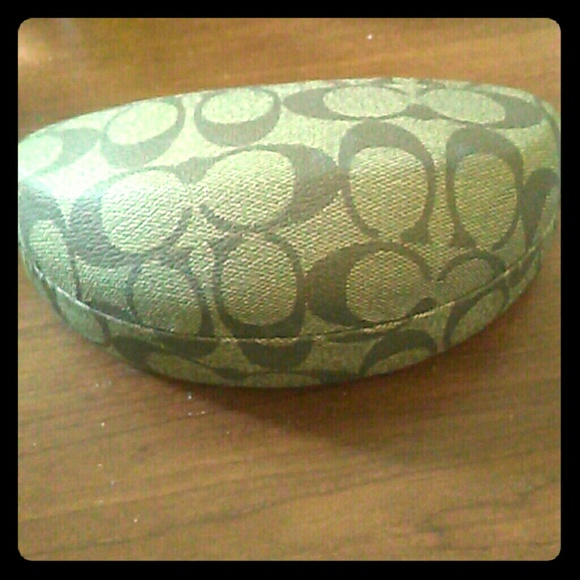 Coach sunglasses case