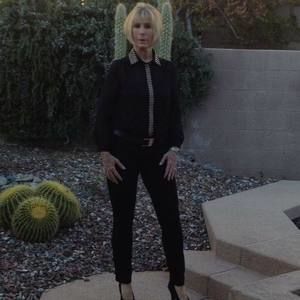 Meet your Posher, Paula baden