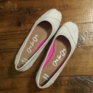 Toms Flats