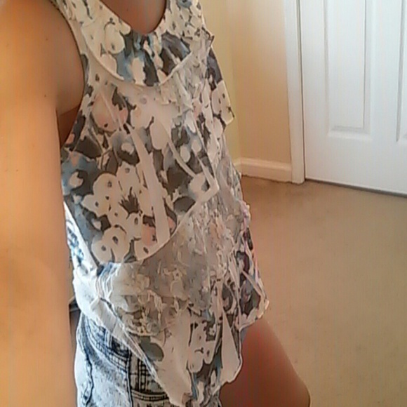 Tank top - Picture 2 of 4