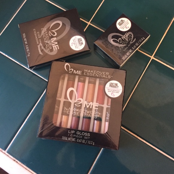 Makeup bundle!