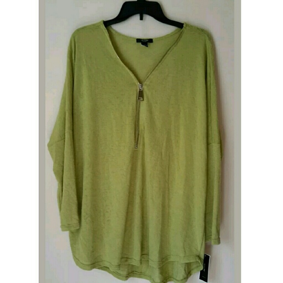 Alfani plus size batwing sleeve zip nick blouse - Picture 2 of 2