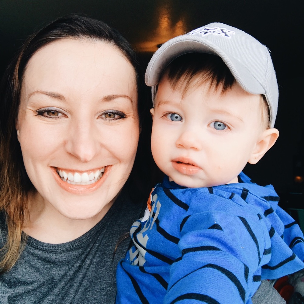 Meet your Posher, Larisa