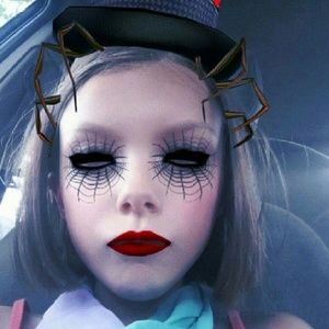 Meet your Posher, Carol