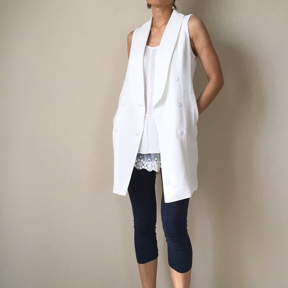 Versatile jet setter white vest top dress - Picture 4 of 4
