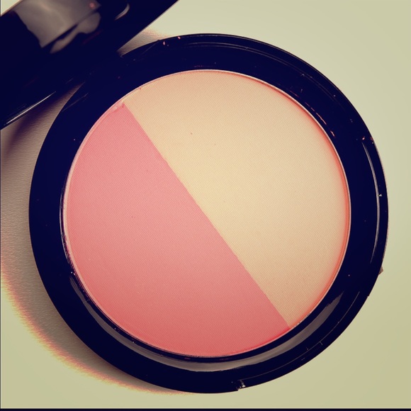 Kat Von D shade and light Sid and Nancy