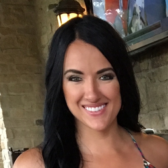 Meet your Posher, Kristin - Picture 1 of 1