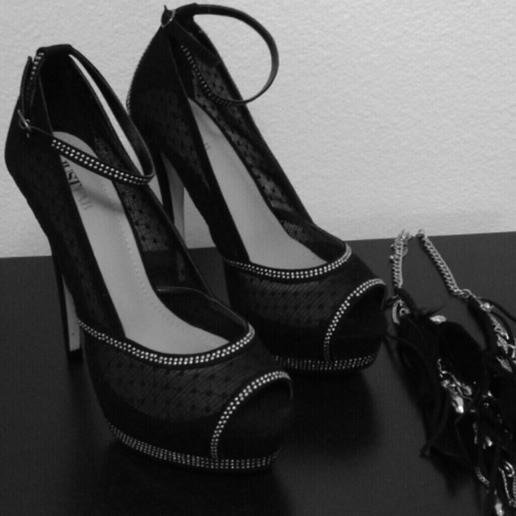 JustFab Shoes - Still in the box .Sexy strapped embellished heels