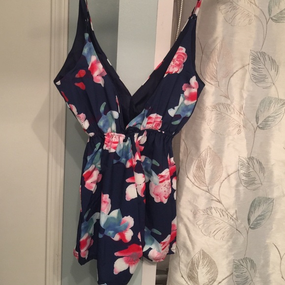 Gorgeous Dark Blue Floral Romper Flowers Strappy - Picture 3 of 3