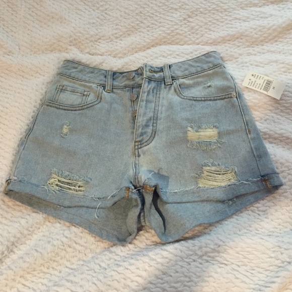 High-waisted brandy Melville shorts NWT