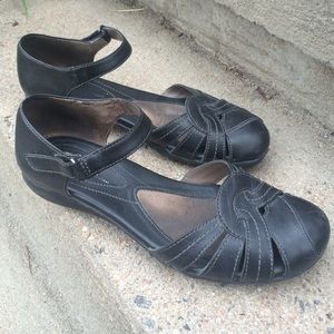 Natural Soul Mary Jane Flats