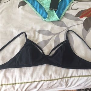 Black bikini top