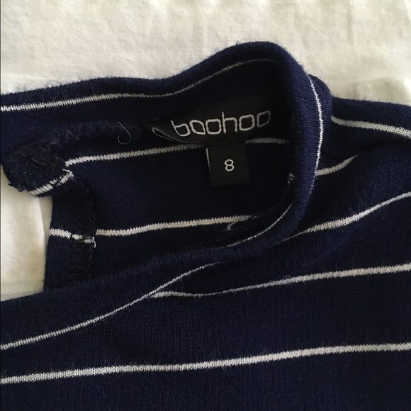 BOOHOO NAVY STRIPPED DRESS!!! - Picture 3 of 4