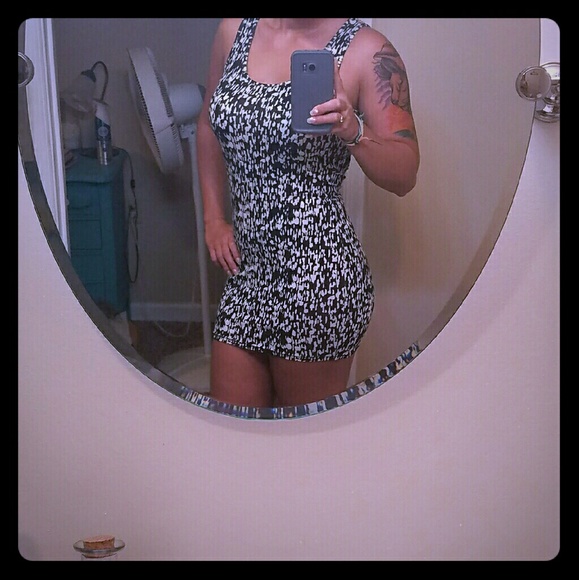 Forever 21 Sleeveless Dress