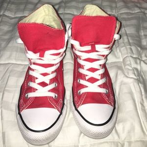 Red Hightop Converse Women's 8/ Men's 6