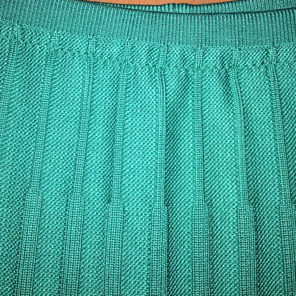 Vintage Givenchy sport Knit Skirt - Picture 4 of 4