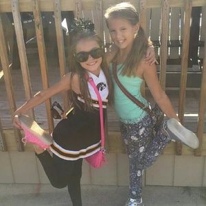 Meet your Posher, Leslie