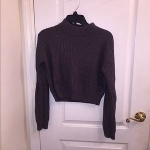 Cropped grey sweater