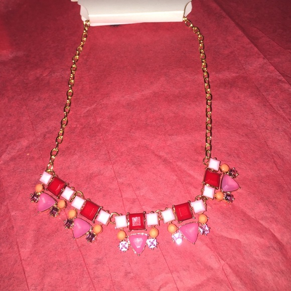 Necklace - Picture 1 of 2