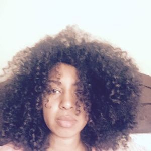 Meet your Posher, Justina