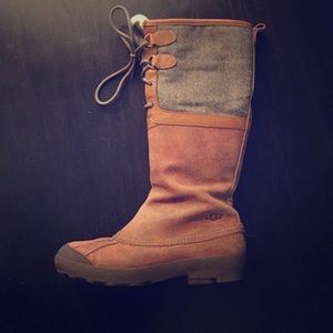 Ugg Belcloud waterproof winter boot