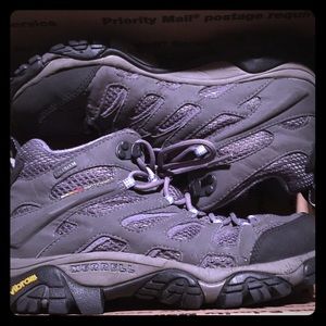 Women's Merrell® Moab Mid GORE-TEX®