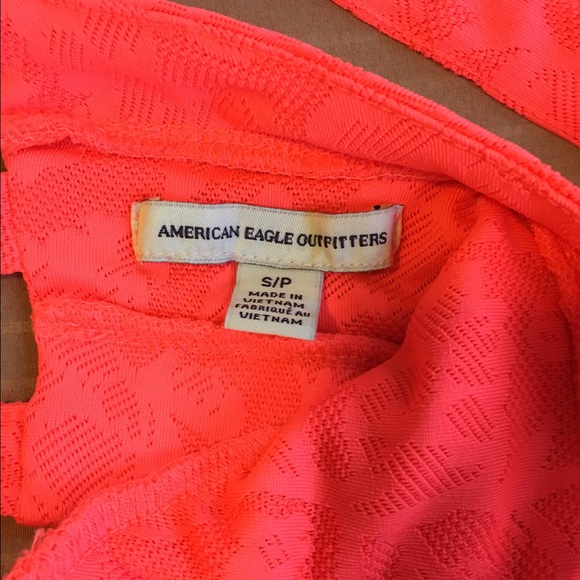 Cute crop top - Picture 3 of 3