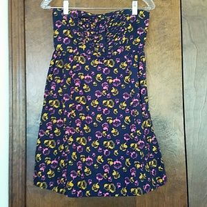 Urban outfitters strapless pattern dress - Size M1