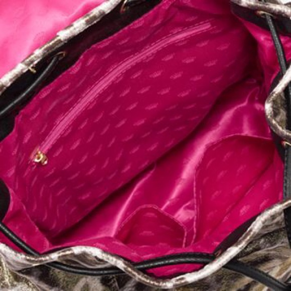 JUICY COUTURE GOLD GLITTERY LEOPARD BACKPACK - Picture 3 of 4
