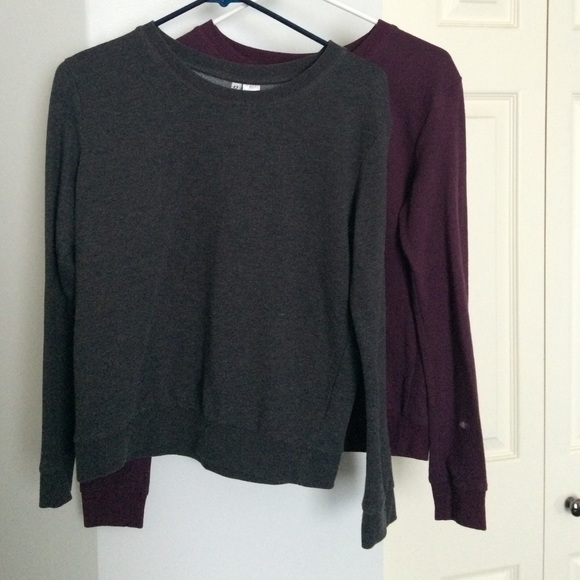 two h&m crewnecks - Picture 1 of 4