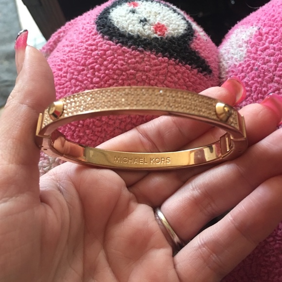 Michael kors bracelet.