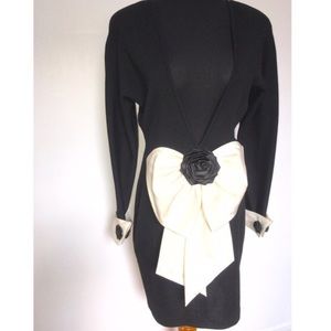 CHANEL Dresses - Beautiful vintage Andrea Jovine Dress with Bow CHANEL Dresses - Beautiful vintage Andrea Jovine Dress with Bow