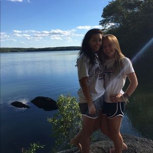 Meet your Posher, Caroline