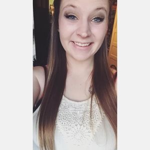 Meet your Posher, Breana