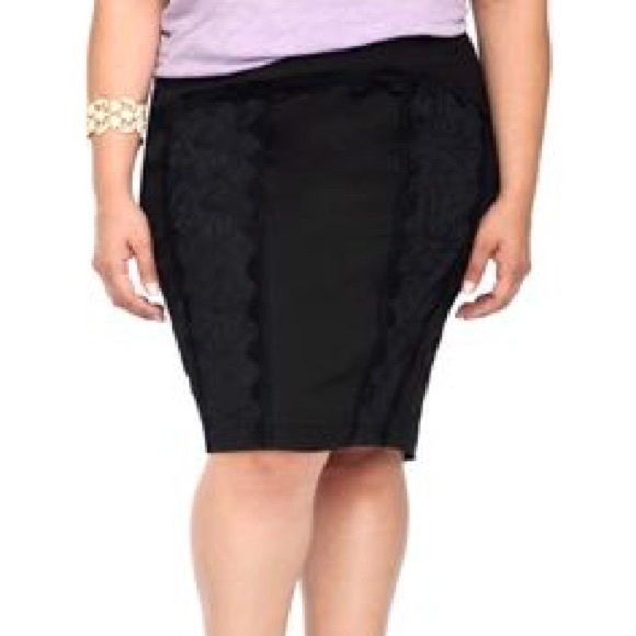 torrid Dresses & Skirts - NWT Torrid TRIPP black pencil lace skirt plus size
